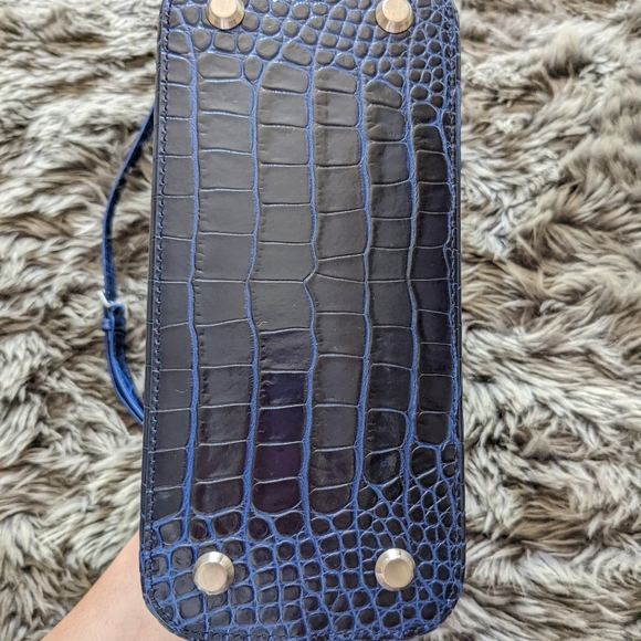 🛍️SOLD🛍️ Balenciaga Small Ville in Blue Croc embossed. - Picture 3 of 14